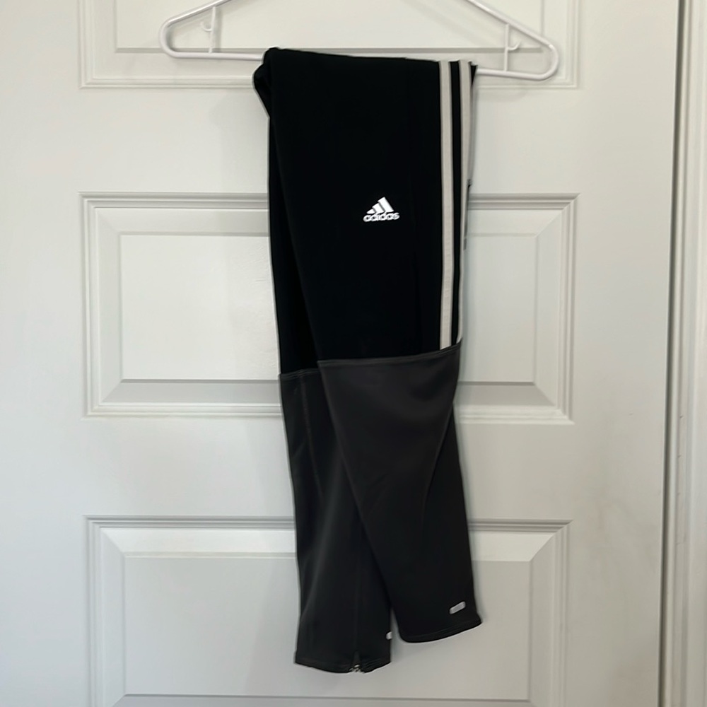 Adidas Response workout pants size Medium